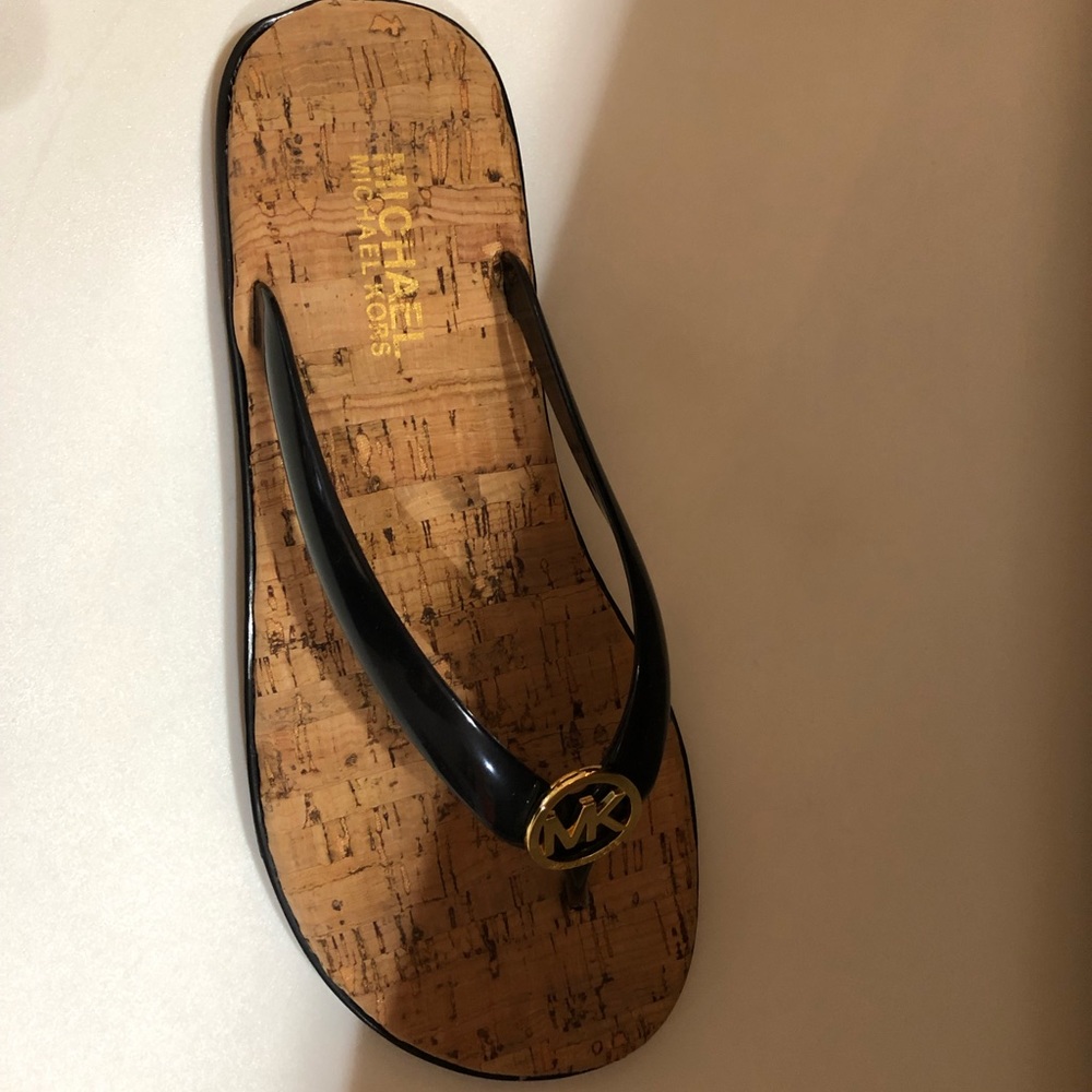 NEW in box Michael Kors jelly flip flops size 7
